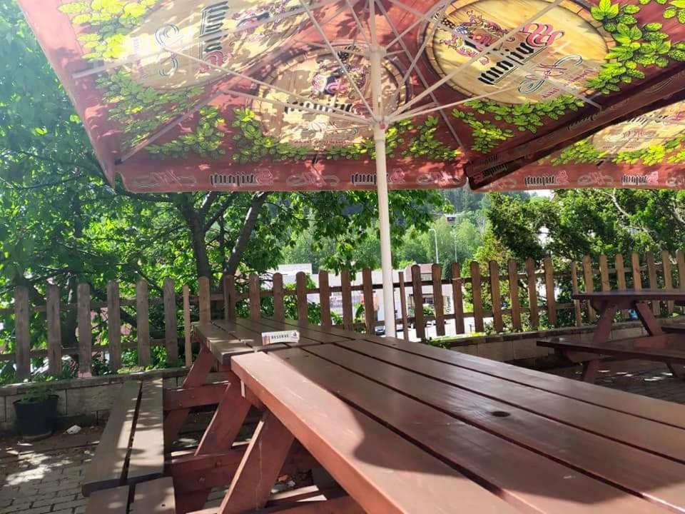 Hotel Grand Tanvald Zewnętrze zdjęcie