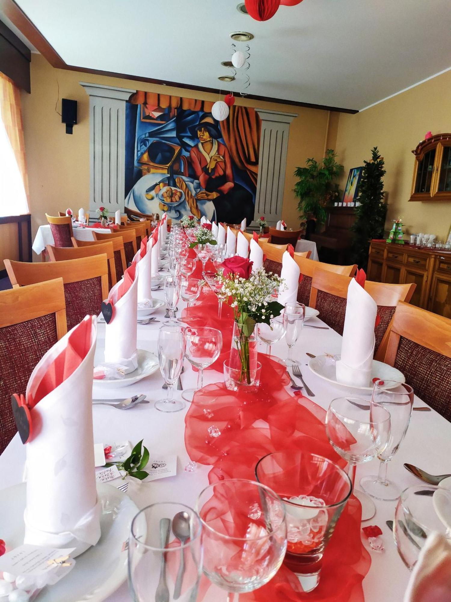 Hotel Grand Tanvald Zewnętrze zdjęcie