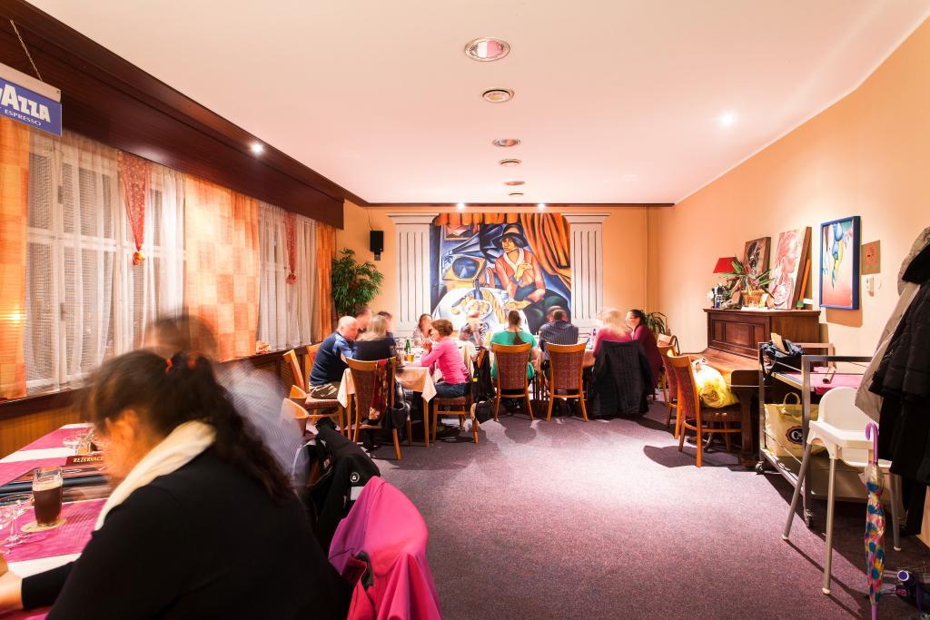 Hotel Grand Tanvald Zewnętrze zdjęcie